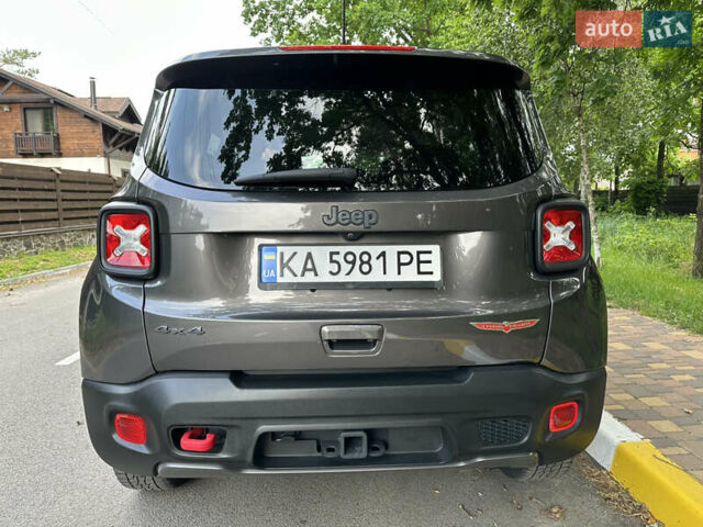 Серый Джип Ренегат, объемом двигателя 1.33 л и пробегом 81 тыс. км за 17800 $, фото 15 на Automoto.ua