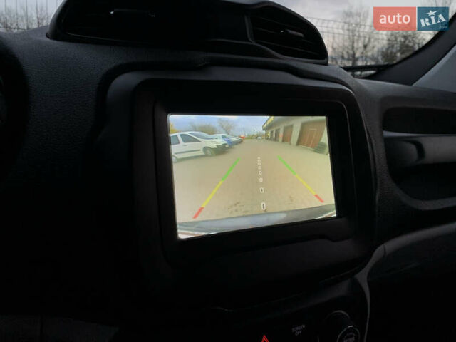 Серый Джип Ренегат, объемом двигателя 2.4 л и пробегом 95 тыс. км за 13499 $, фото 51 на Automoto.ua