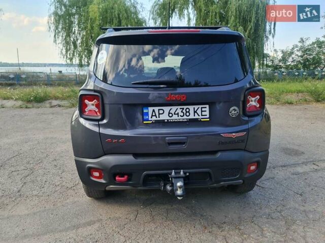 Сірий Джип Ренегат, об'ємом двигуна 1.33 л та пробігом 73 тис. км за 16500 $, фото 6 на Automoto.ua