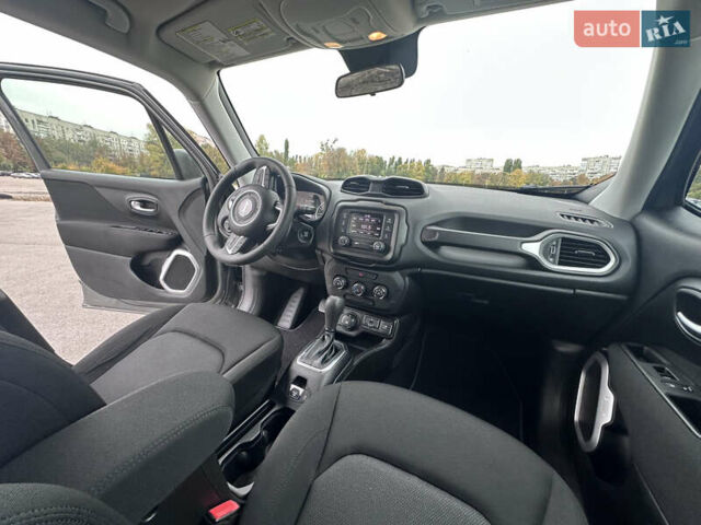 Сірий Джип Ренегат, об'ємом двигуна 2.36 л та пробігом 103 тис. км за 14500 $, фото 13 на Automoto.ua