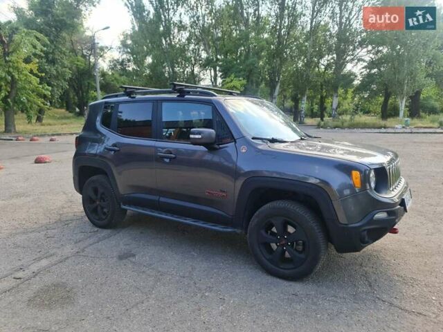 Сірий Джип Ренегат, об'ємом двигуна 1.33 л та пробігом 73 тис. км за 16500 $, фото 7 на Automoto.ua