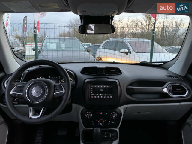 Серый Джип Ренегат, объемом двигателя 2.4 л и пробегом 95 тыс. км за 13499 $, фото 56 на Automoto.ua