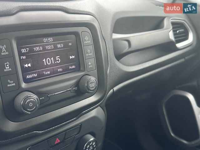 Сірий Джип Ренегат, об'ємом двигуна 2.36 л та пробігом 103 тис. км за 14500 $, фото 17 на Automoto.ua