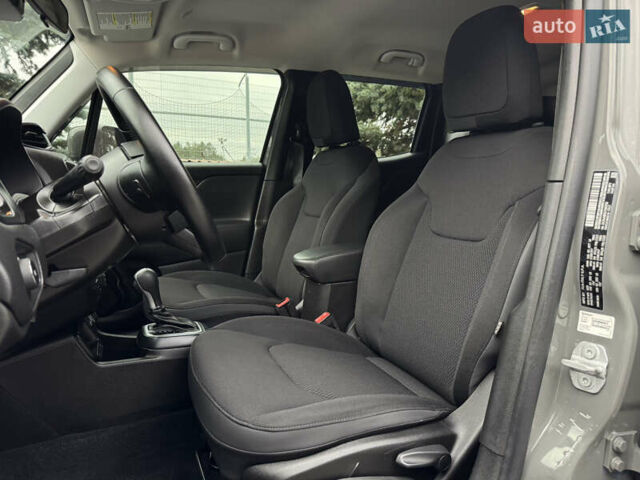 Сірий Джип Ренегат, об'ємом двигуна 2.4 л та пробігом 79 тис. км за 15500 $, фото 27 на Automoto.ua