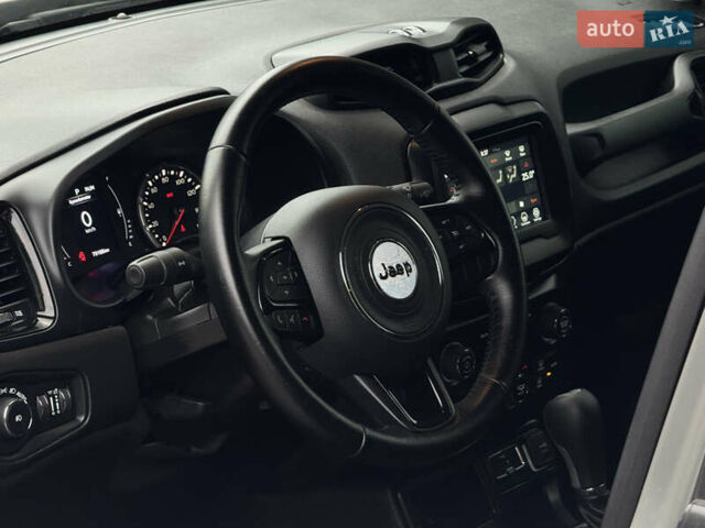 Сірий Джип Ренегат, об'ємом двигуна 2.4 л та пробігом 79 тис. км за 15500 $, фото 20 на Automoto.ua
