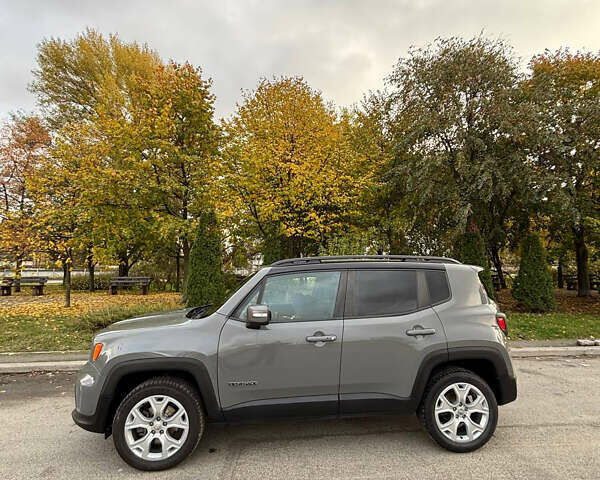 Джип Ренегат 2020 в Киеве на Automoto.ua Серый Джип Ренегат, объемом двигателя 1.33 л и пробегом 57 тыс. км за 18000 $, фото 12 на Automoto.ua