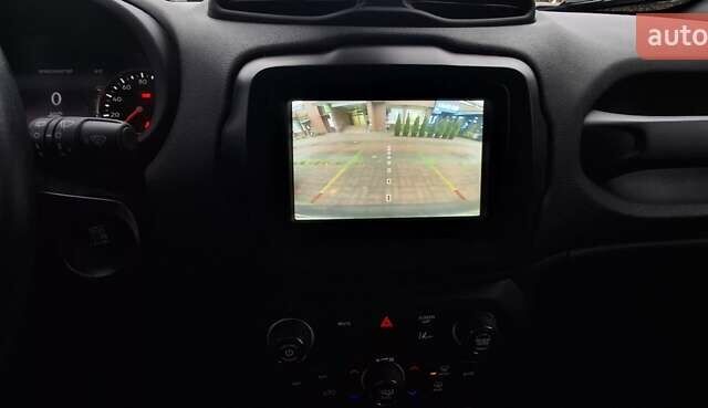 Джип Ренегат 2020 в Киеве на Automoto.ua Серый Джип Ренегат, объемом двигателя 2.36 л и пробегом 45 тыс. км за 17700 $, фото 9 на Automoto.ua