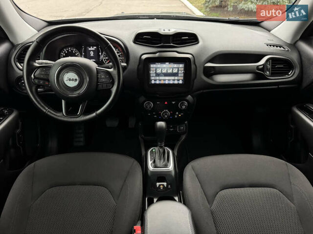 Сірий Джип Ренегат, об'ємом двигуна 2.4 л та пробігом 79 тис. км за 15500 $, фото 17 на Automoto.ua