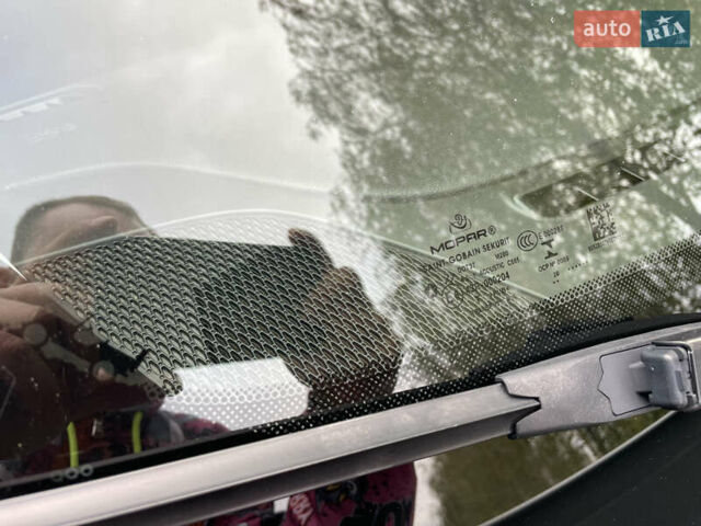 Серый Джип Ренегат, объемом двигателя 2.36 л и пробегом 70 тыс. км за 15700 $, фото 29 на Automoto.ua