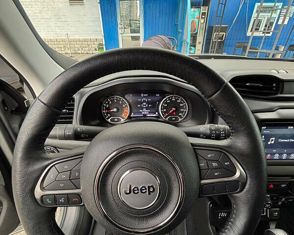 Джип Ренегат 2020 в Киеве на Automoto.ua Серый Джип Ренегат, объемом двигателя 1.33 л и пробегом 57 тыс. км за 18000 $, фото 26 на Automoto.ua