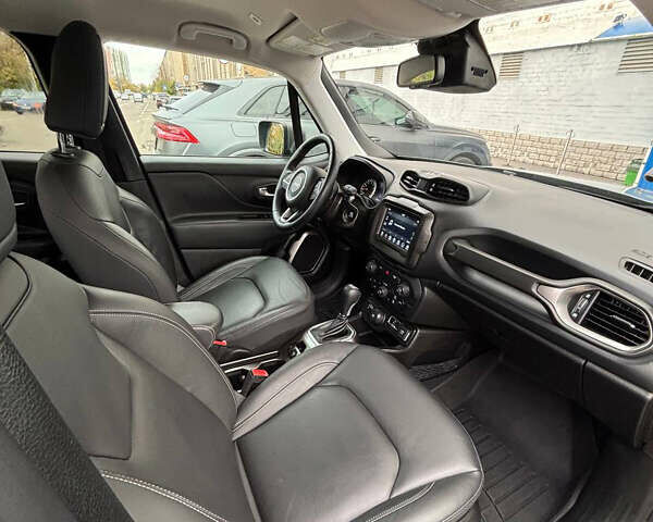 Джип Ренегат 2020 в Киеве на Automoto.ua Серый Джип Ренегат, объемом двигателя 1.33 л и пробегом 57 тыс. км за 18000 $, фото 16 на Automoto.ua