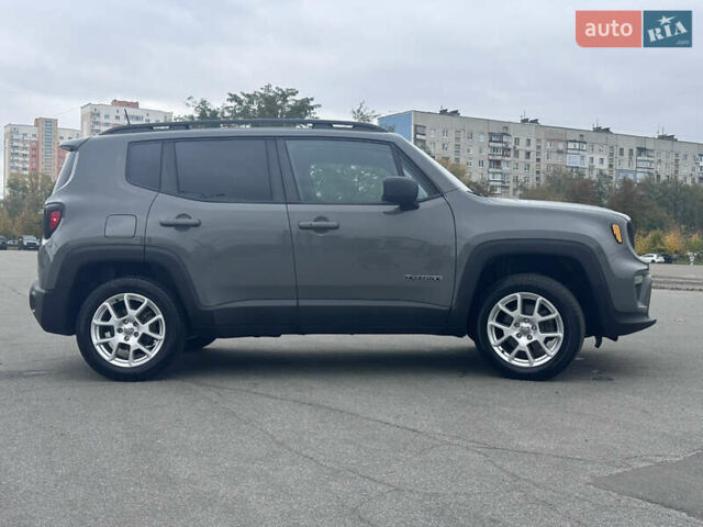 Сірий Джип Ренегат, об'ємом двигуна 2.36 л та пробігом 103 тис. км за 14500 $, фото 3 на Automoto.ua