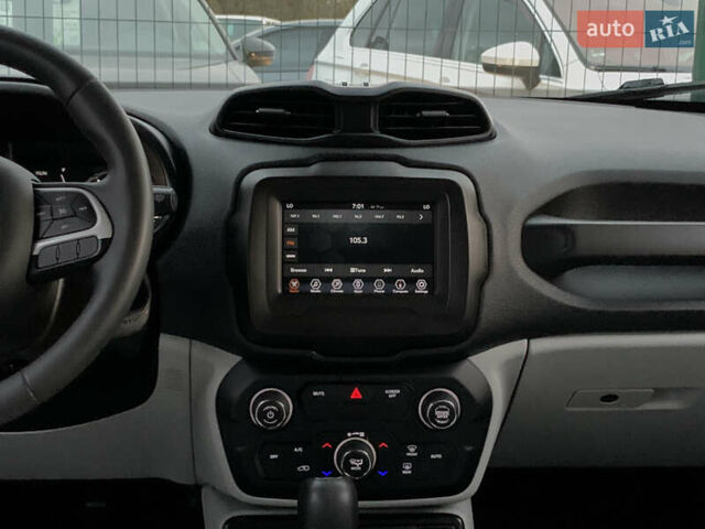 Серый Джип Ренегат, объемом двигателя 2.4 л и пробегом 95 тыс. км за 13499 $, фото 54 на Automoto.ua