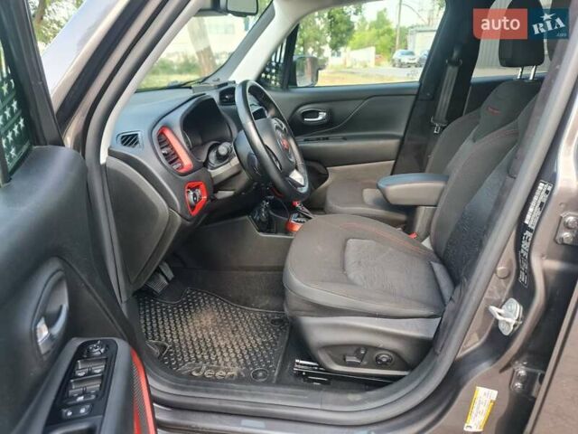 Сірий Джип Ренегат, об'ємом двигуна 1.33 л та пробігом 73 тис. км за 16500 $, фото 15 на Automoto.ua