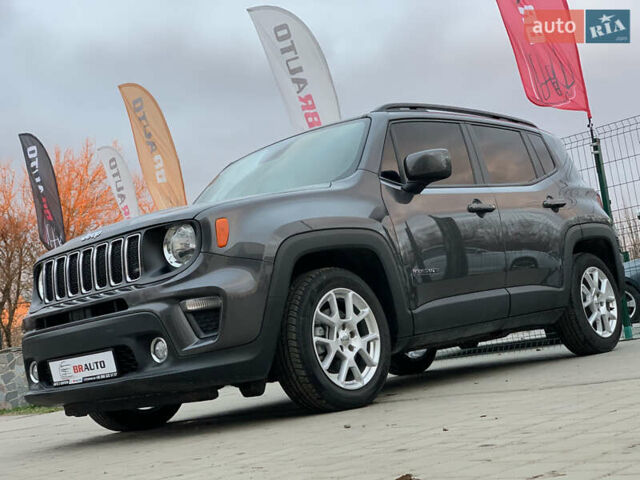 Серый Джип Ренегат, объемом двигателя 2.4 л и пробегом 95 тыс. км за 13499 $, фото 1 на Automoto.ua