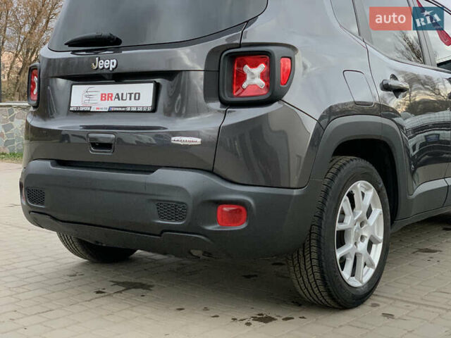 Серый Джип Ренегат, объемом двигателя 2.4 л и пробегом 95 тыс. км за 13499 $, фото 20 на Automoto.ua