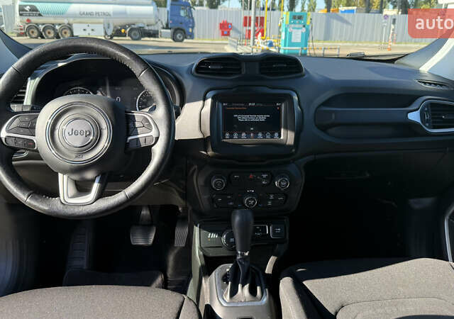 Сірий Джип Ренегат, об'ємом двигуна 2.4 л та пробігом 57 тис. км за 18700 $, фото 13 на Automoto.ua