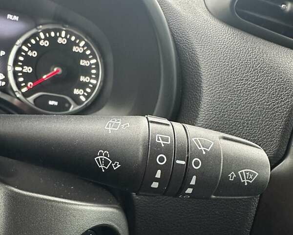 Серый Джип Ренегат, объемом двигателя 2.4 л и пробегом 17 тыс. км за 16200 $, фото 32 на Automoto.ua