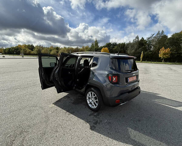 Серый Джип Ренегат, объемом двигателя 2.4 л и пробегом 45 тыс. км за 15300 $, фото 27 на Automoto.ua