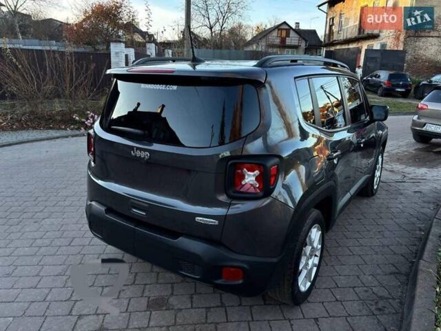 Серый Джип Ренегат, объемом двигателя 2.4 л и пробегом 89 тыс. км за 14500 $, фото 2 на Automoto.ua