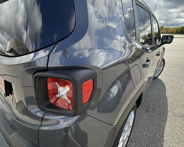 Серый Джип Ренегат, объемом двигателя 2.4 л и пробегом 45 тыс. км за 15300 $, фото 30 на Automoto.ua