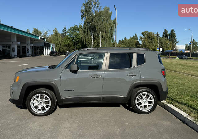 Серый Джип Ренегат, объемом двигателя 2.4 л и пробегом 57 тыс. км за 18490 $, фото 2 на Automoto.ua