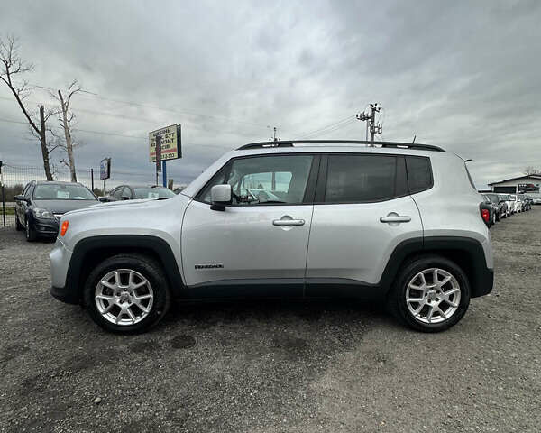 Серый Джип Ренегат, объемом двигателя 2.4 л и пробегом 17 тыс. км за 16200 $, фото 5 на Automoto.ua