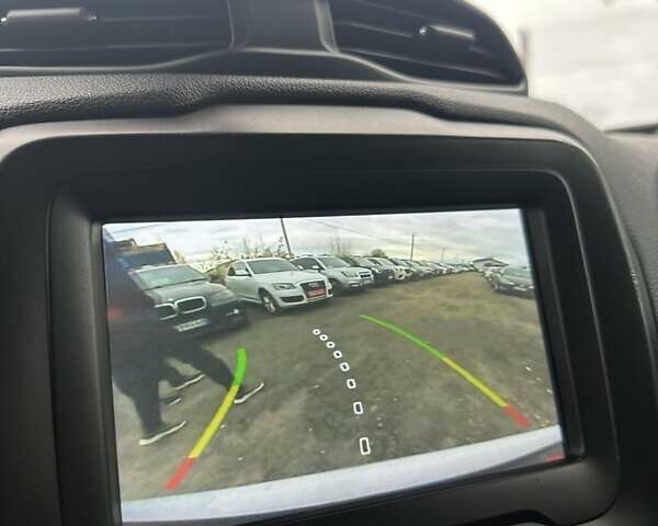 Серый Джип Ренегат, объемом двигателя 2.4 л и пробегом 17 тыс. км за 16200 $, фото 36 на Automoto.ua