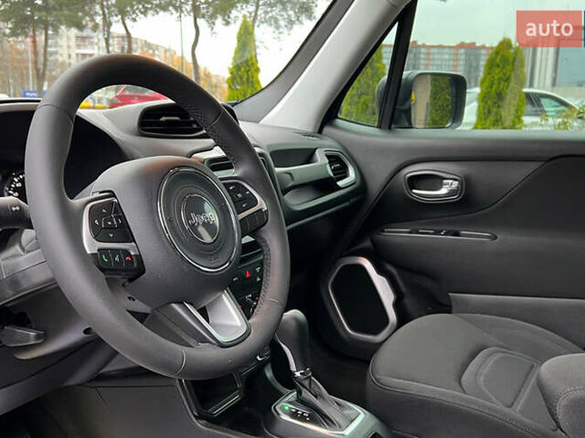 Серый Джип Ренегат, объемом двигателя 2.4 л и пробегом 46 тыс. км за 15800 $, фото 9 на Automoto.ua