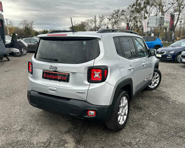 Серый Джип Ренегат, объемом двигателя 2.4 л и пробегом 17 тыс. км за 16200 $, фото 8 на Automoto.ua