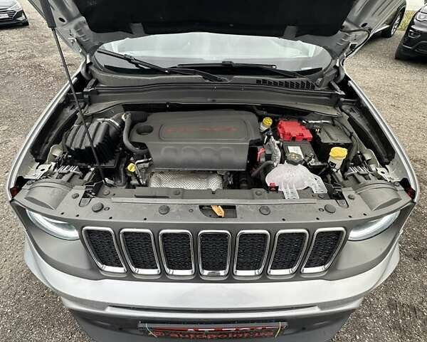 Серый Джип Ренегат, объемом двигателя 2.4 л и пробегом 17 тыс. км за 16200 $, фото 38 на Automoto.ua