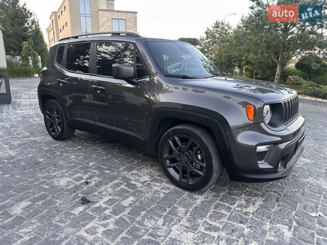 Серый Джип Ренегат, объемом двигателя 2.4 л и пробегом 70 тыс. км за 16700 $, фото 8 на Automoto.ua