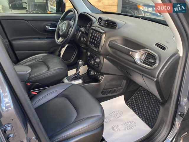 Серый Джип Ренегат, объемом двигателя 1.33 л и пробегом 55 тыс. км за 18900 $, фото 9 на Automoto.ua