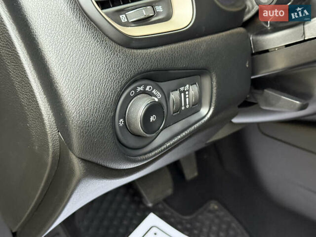 Синий Джип Ренегат, объемом двигателя 2.36 л и пробегом 128 тыс. км за 10999 $, фото 40 на Automoto.ua