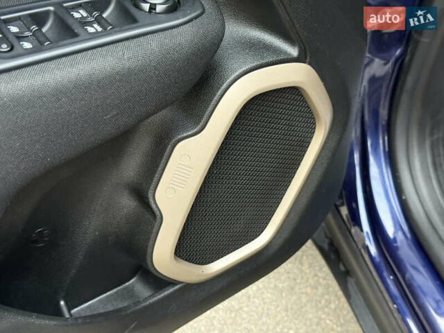 Синий Джип Ренегат, объемом двигателя 2.36 л и пробегом 128 тыс. км за 10999 $, фото 39 на Automoto.ua