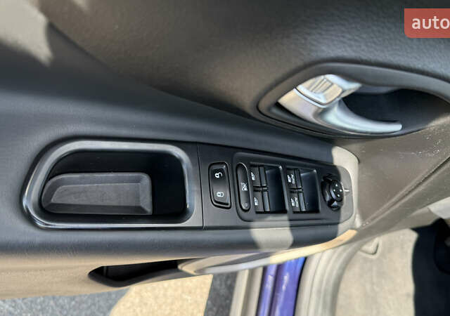 Синій Джип Ренегат, об'ємом двигуна 2.36 л та пробігом 104 тис. км за 15500 $, фото 9 на Automoto.ua