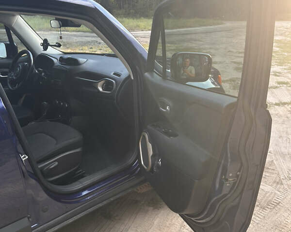 Синий Джип Ренегат, объемом двигателя 2.36 л и пробегом 325 тыс. км за 10500 $, фото 9 на Automoto.ua