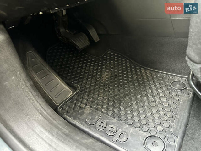 Синий Джип Ренегат, объемом двигателя 2.36 л и пробегом 110 тыс. км за 14000 $, фото 30 на Automoto.ua