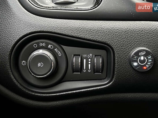 Синій Джип Ренегат, об'ємом двигуна 2.36 л та пробігом 98 тис. км за 14350 $, фото 18 на Automoto.ua