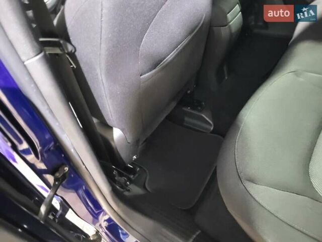 Синий Джип Ренегат, объемом двигателя 2.36 л и пробегом 249 тыс. км за 11750 $, фото 21 на Automoto.ua