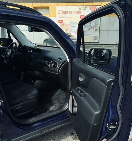 Синій Джип Ренегат, об'ємом двигуна 2.36 л та пробігом 96 тис. км за 14200 $, фото 10 на Automoto.ua