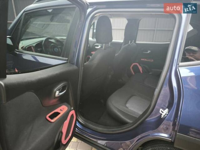 Синій Джип Ренегат, об'ємом двигуна 2.36 л та пробігом 122 тис. км за 12850 $, фото 10 на Automoto.ua