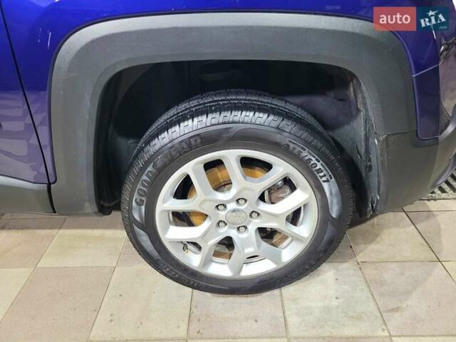 Синий Джип Ренегат, объемом двигателя 2.36 л и пробегом 249 тыс. км за 11750 $, фото 14 на Automoto.ua