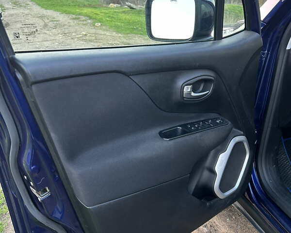 Синий Джип Ренегат, объемом двигателя 2.36 л и пробегом 54 тыс. км за 13500 $, фото 8 на Automoto.ua