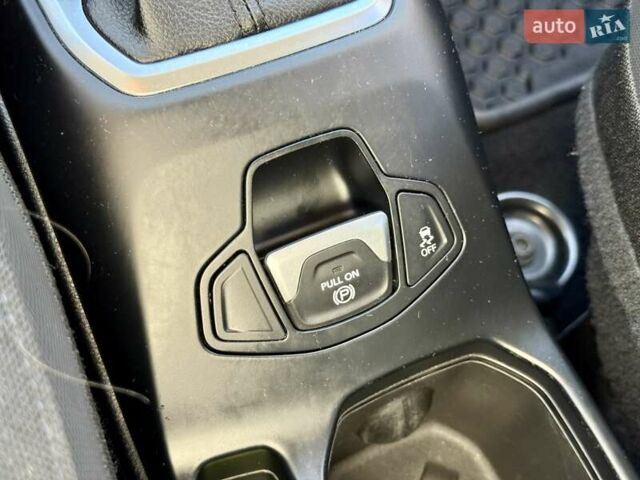 Синій Джип Ренегат, об'ємом двигуна 2.36 л та пробігом 119 тис. км за 14900 $, фото 19 на Automoto.ua