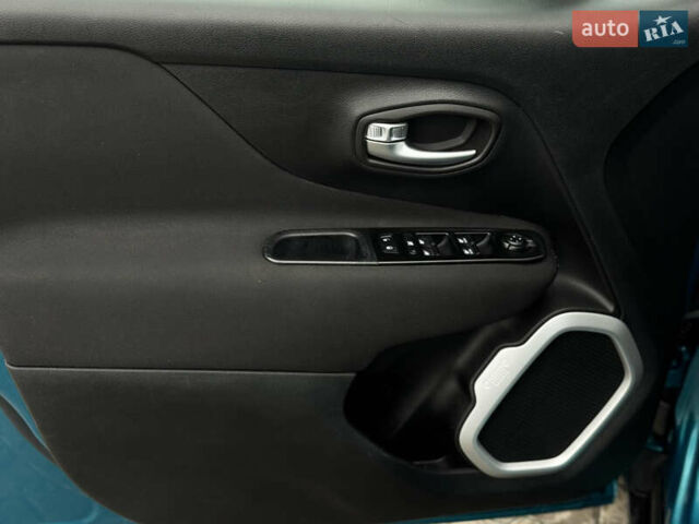 Синій Джип Ренегат, об'ємом двигуна 2.4 л та пробігом 132 тис. км за 14450 $, фото 27 на Automoto.ua