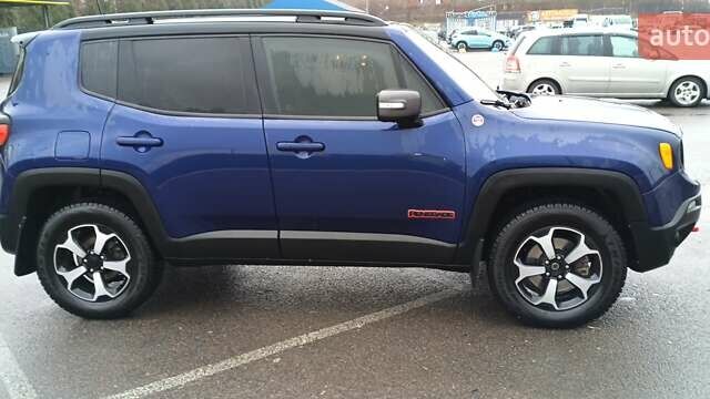 Синий Джип Ренегат, объемом двигателя 1.3 л и пробегом 45 тыс. км за 12400 $, фото 6 на Automoto.ua