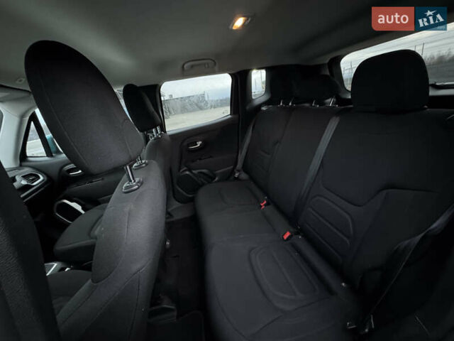 Синій Джип Ренегат, об'ємом двигуна 2.4 л та пробігом 112 тис. км за 13700 $, фото 9 на Automoto.ua