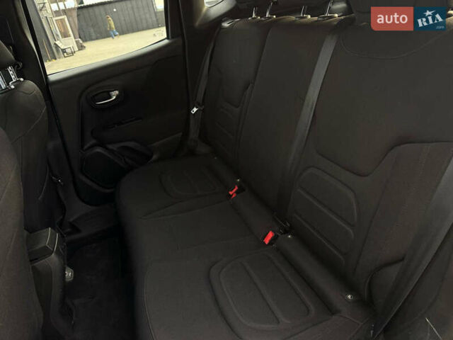 Синій Джип Ренегат, об'ємом двигуна 2.4 л та пробігом 112 тис. км за 13700 $, фото 16 на Automoto.ua