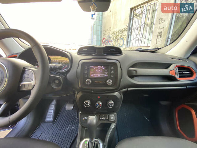 Синий Джип Ренегат, объемом двигателя 2.36 л и пробегом 49 тыс. км за 14700 $, фото 2 на Automoto.ua
